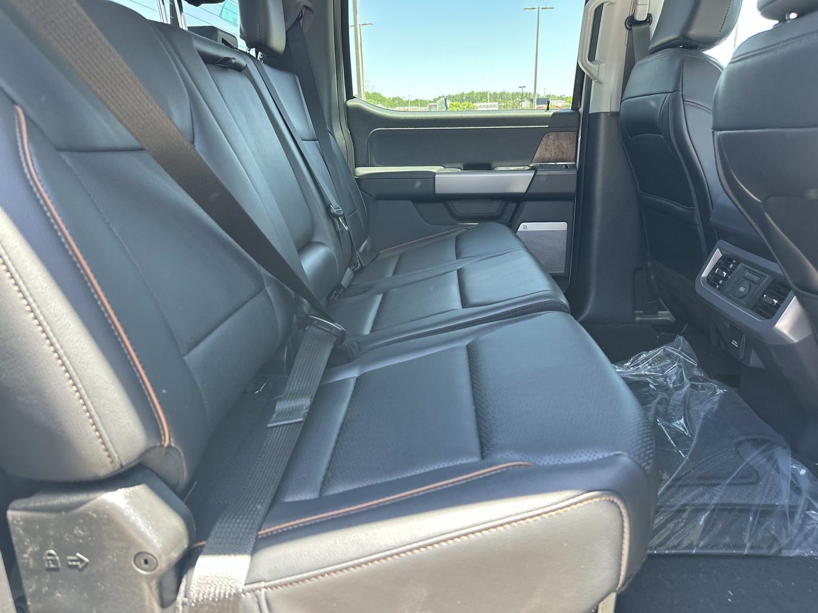 2026 Ford Super Duty F-250 SRW LARIAT 4WD CREW CAB 6.75'