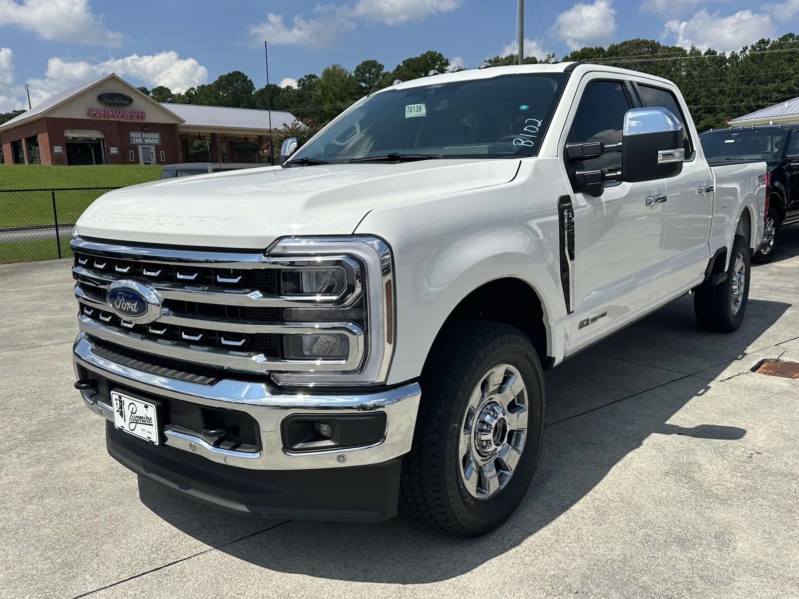 2025 Ford Super Duty F-250 SRW LARIAT 4WD CREW CAB 6.75'