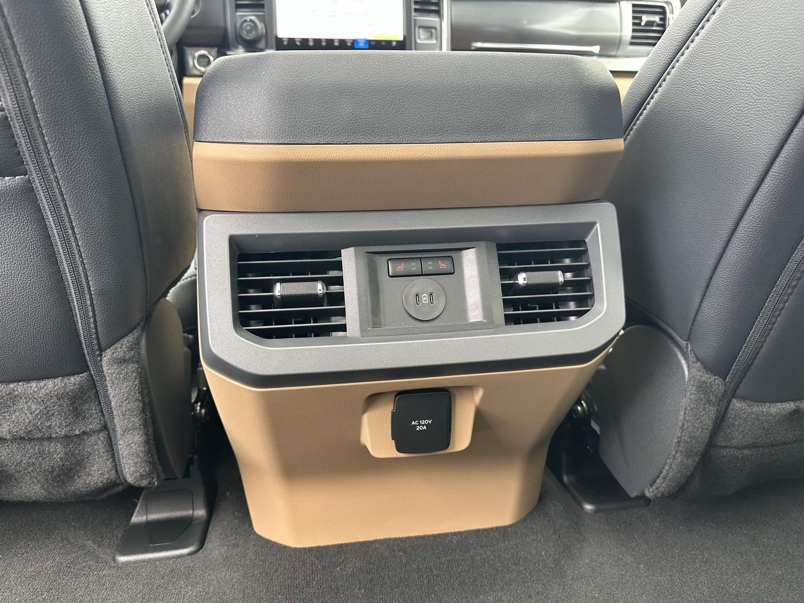 2025 Ford Super Duty F-250 SRW LARIAT 4WD CREW CAB 6.75'