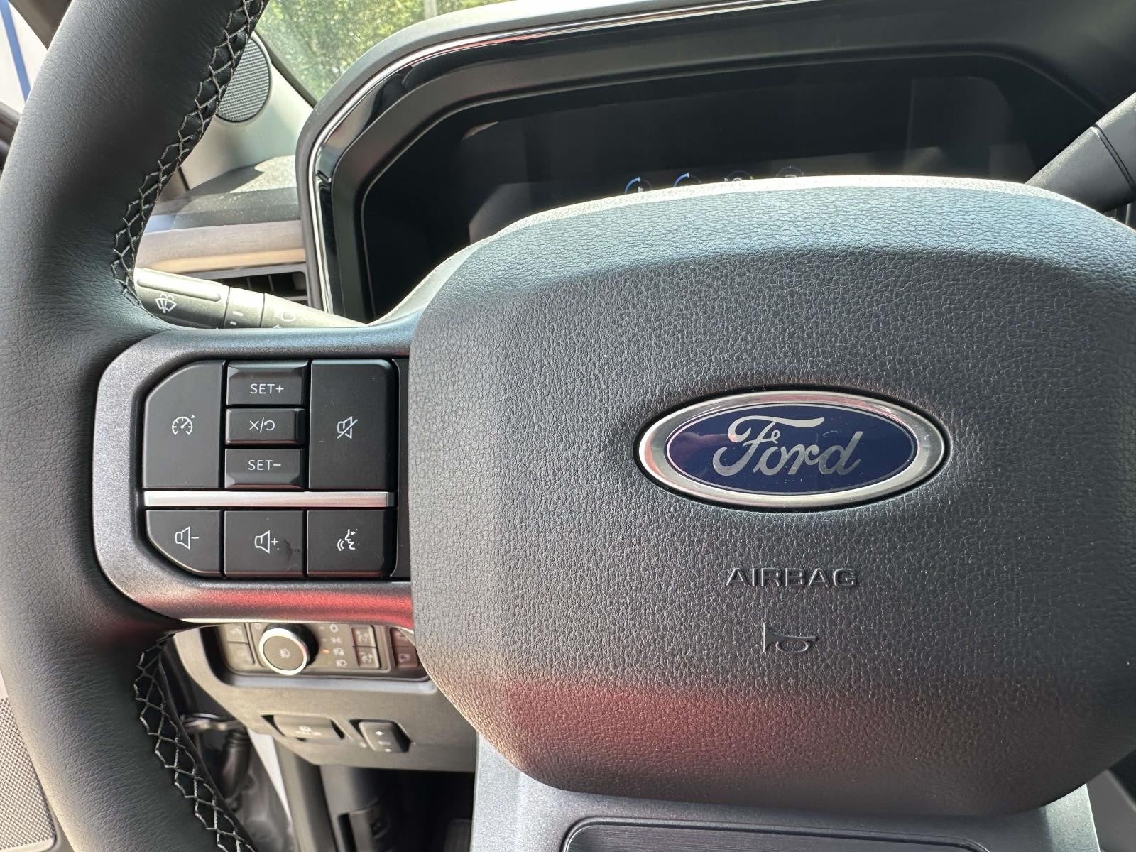 2026 Ford Super Duty F-350 SRW LARIAT 2WD CREW CAB 6.75'