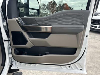 2026 Ford Super Duty F-350 DRW PLATINUM 4WD CREW CAB 8'