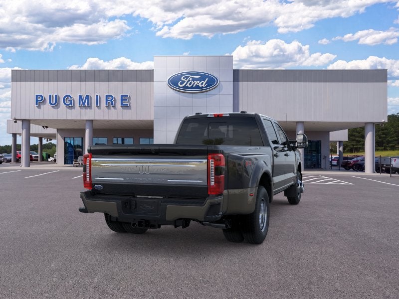 2026 Ford Super Duty KING RANCH 4WD CREW CAB 8