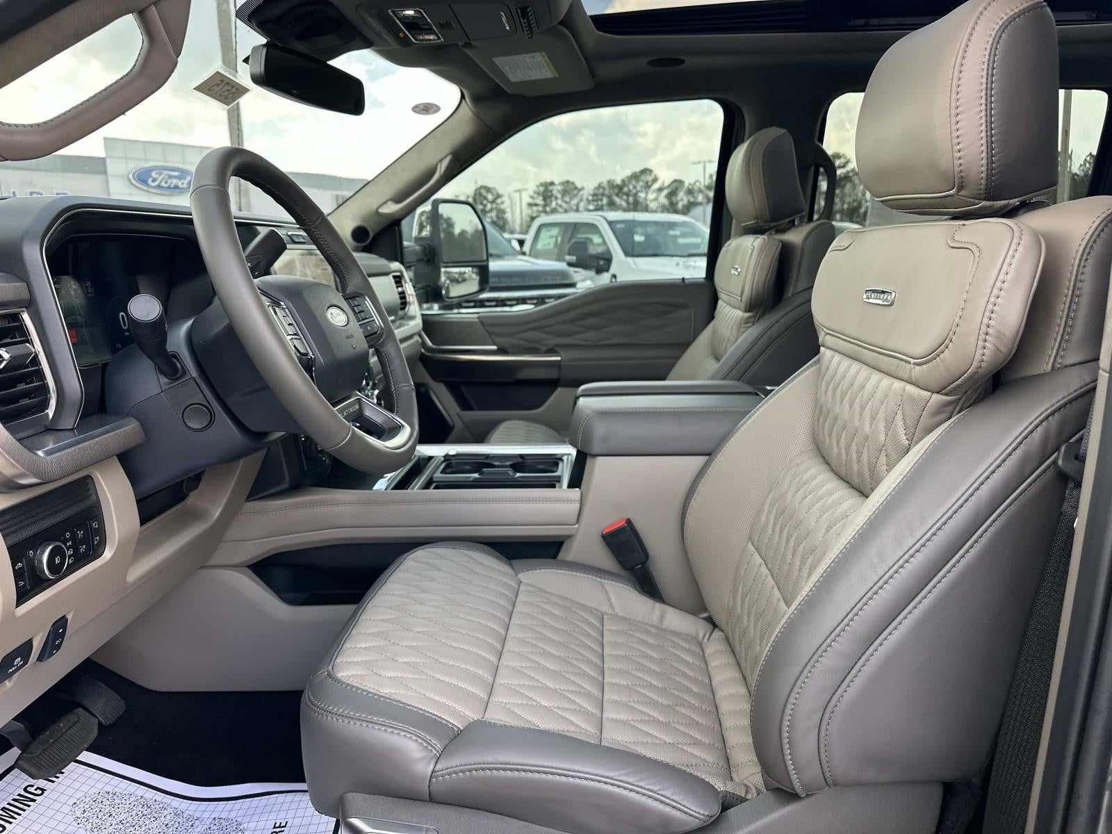 2026 Ford Super Duty F-350 DRW PLATINUM 4WD CREW CAB 8'