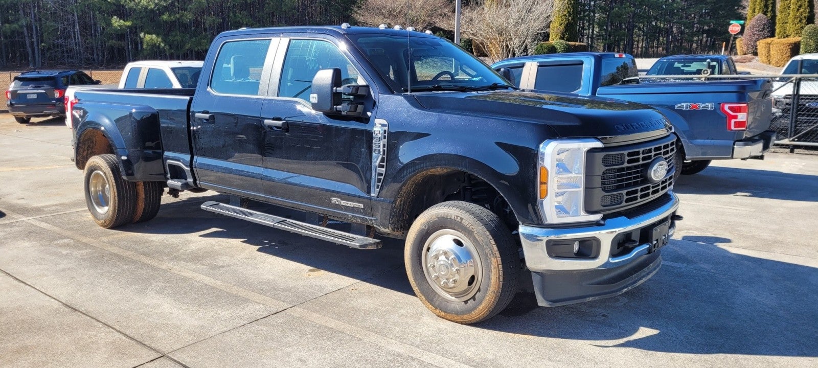 2024 Ford Super Duty F-350 DRW XL 4WD CREW CAB 8' BOX