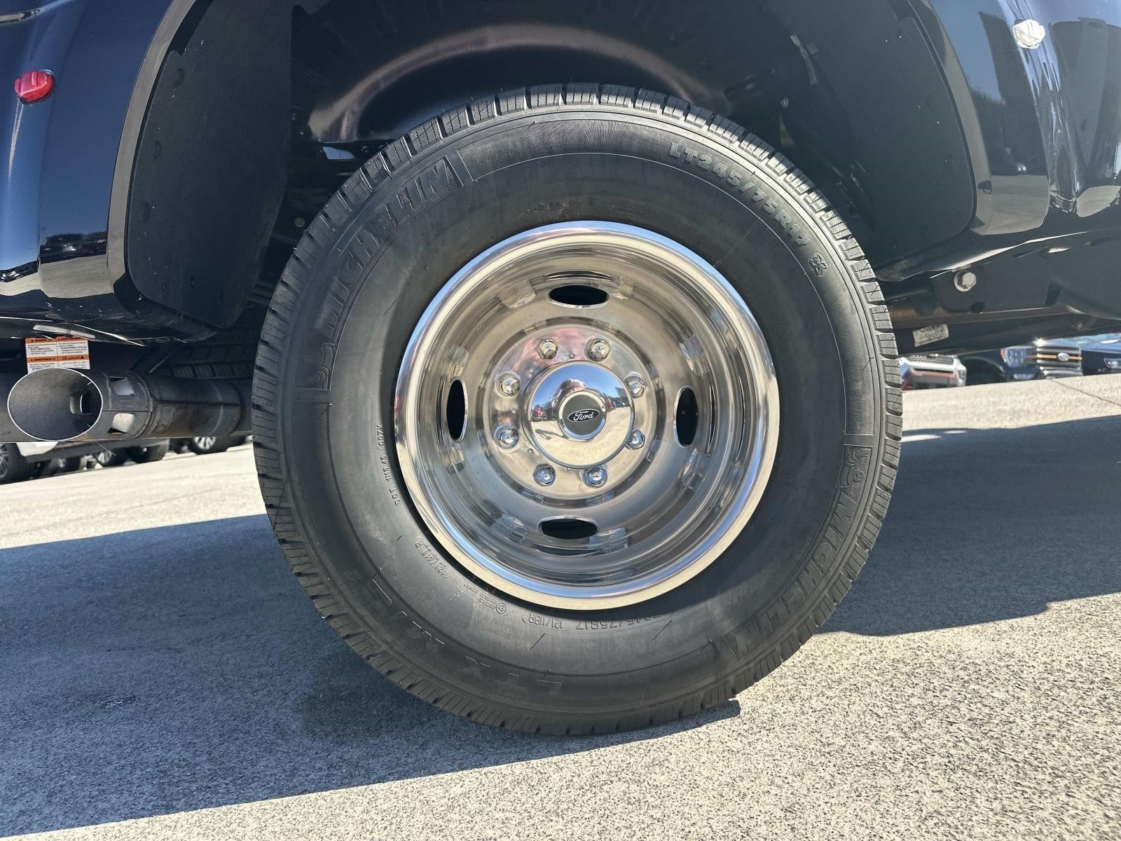 2024 Ford Super Duty F-350 DRW XL