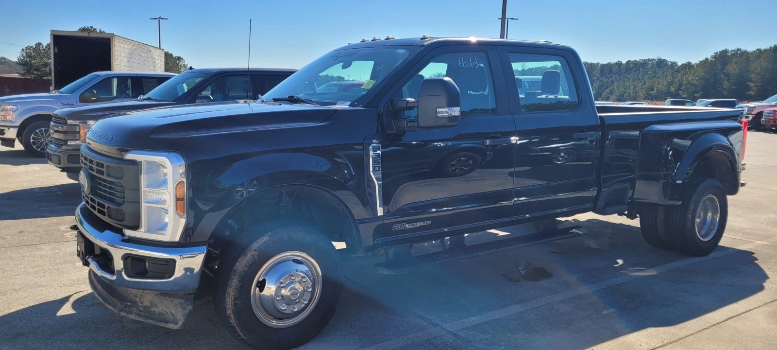 2024 Ford Super Duty F-350 DRW XL 4WD CREW CAB 8' BOX