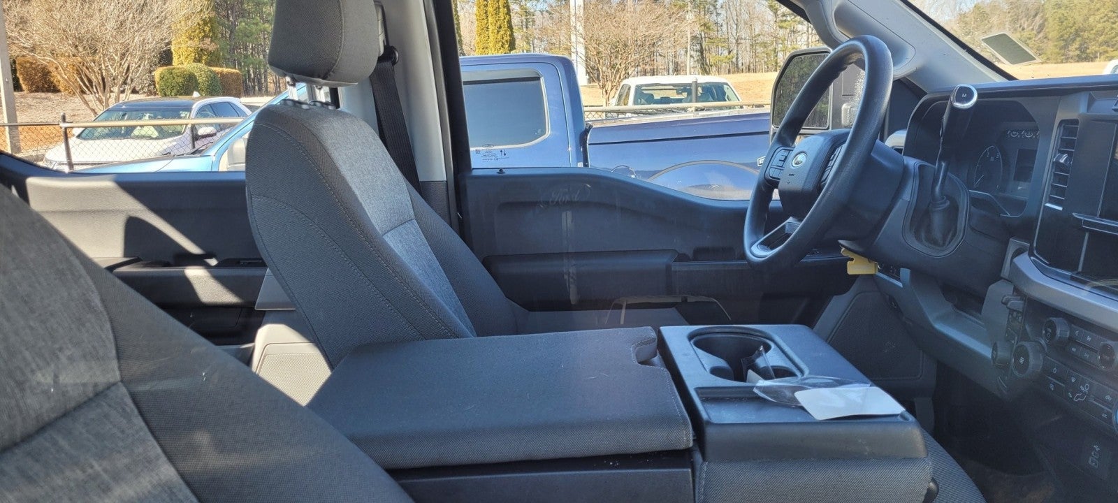 2024 Ford Super Duty F-350 DRW XL 4WD CREW CAB 8' BOX