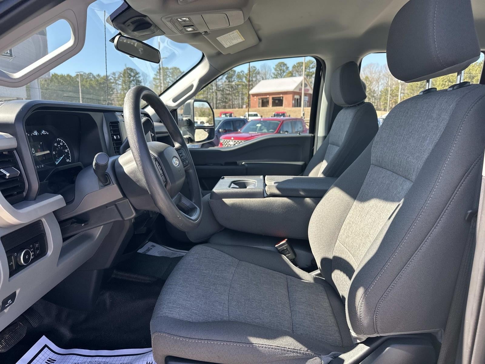 2024 Ford Super Duty F-350 DRW XL