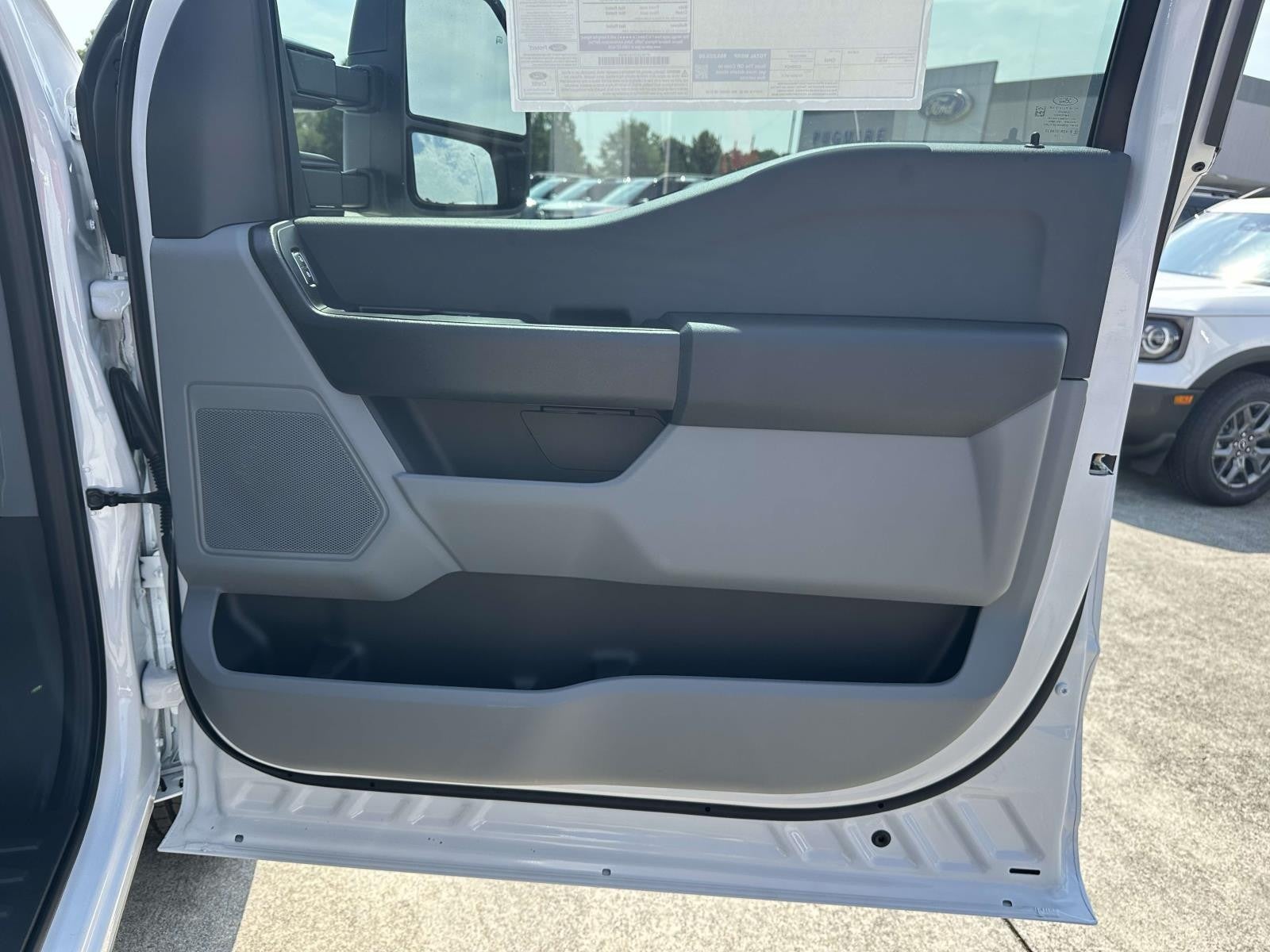 2026 Ford Super Duty F-250 SRW XL 2WD REG CAB 8' BOX