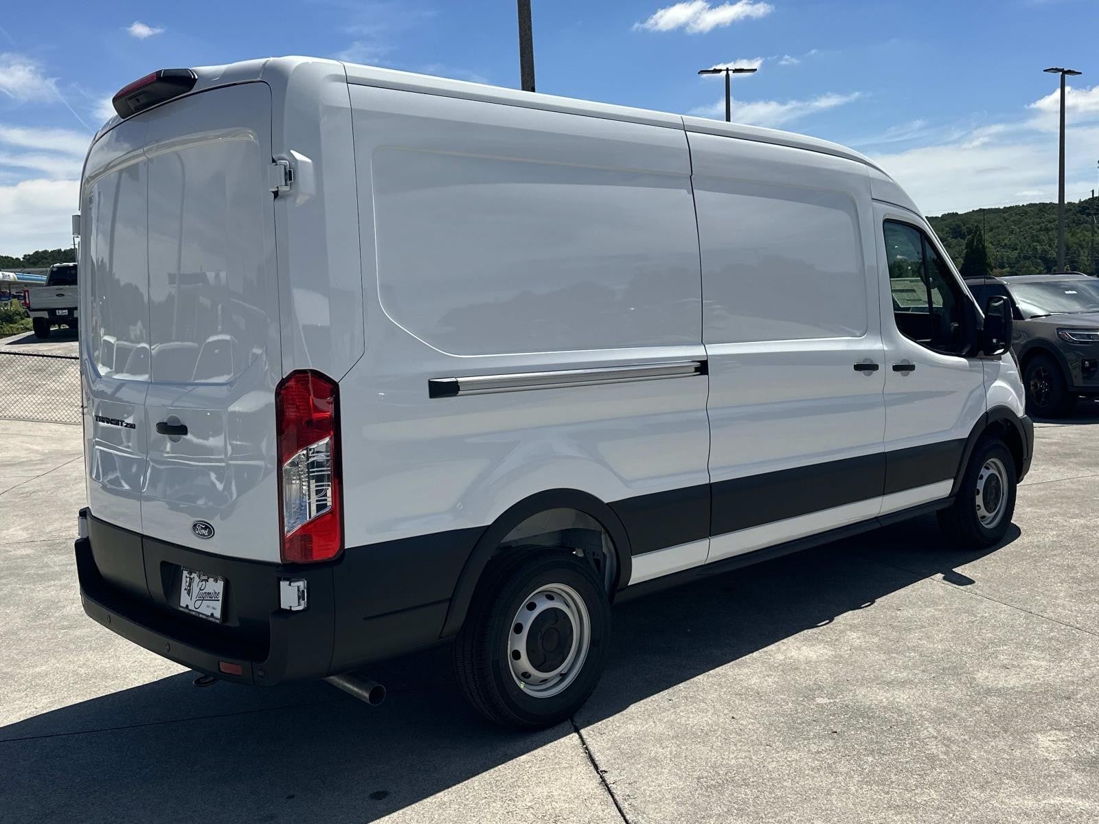 2026 Ford Transit Cargo Van T-250 148 MED RF 9150 GV