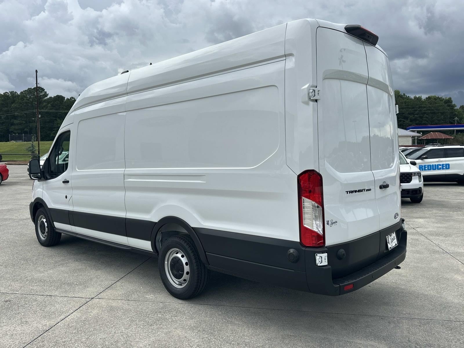 2026 Ford Transit Cargo Van T-250 148 EL HI RF 9150