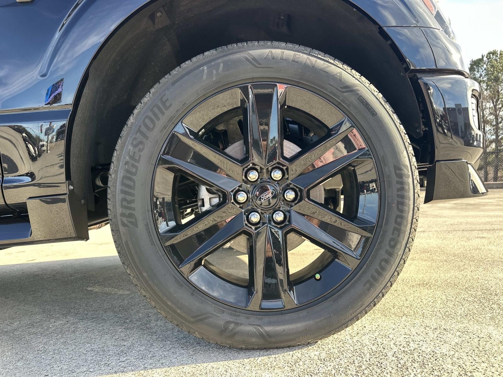 2025 Ford F-150 STX 4WD SUPERCREW 5.5' BO