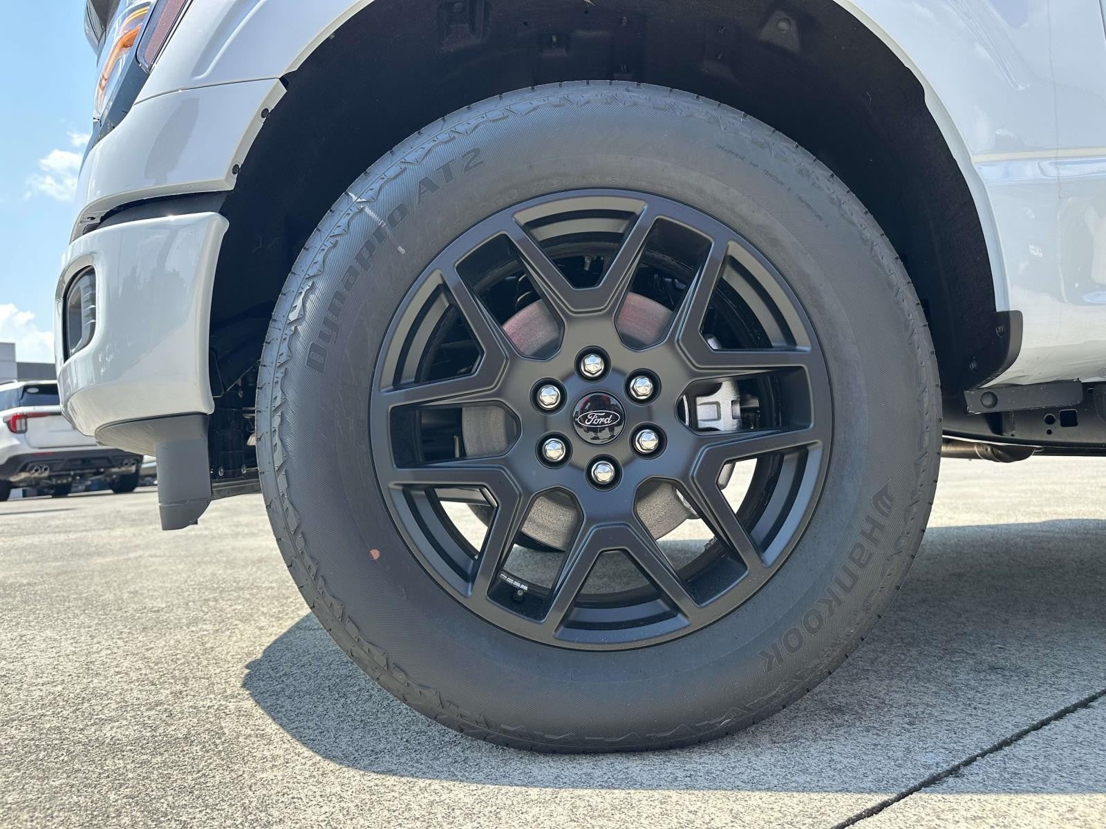 2025 Ford F-150 STX 4WD SUPERCREW 5.5' BO