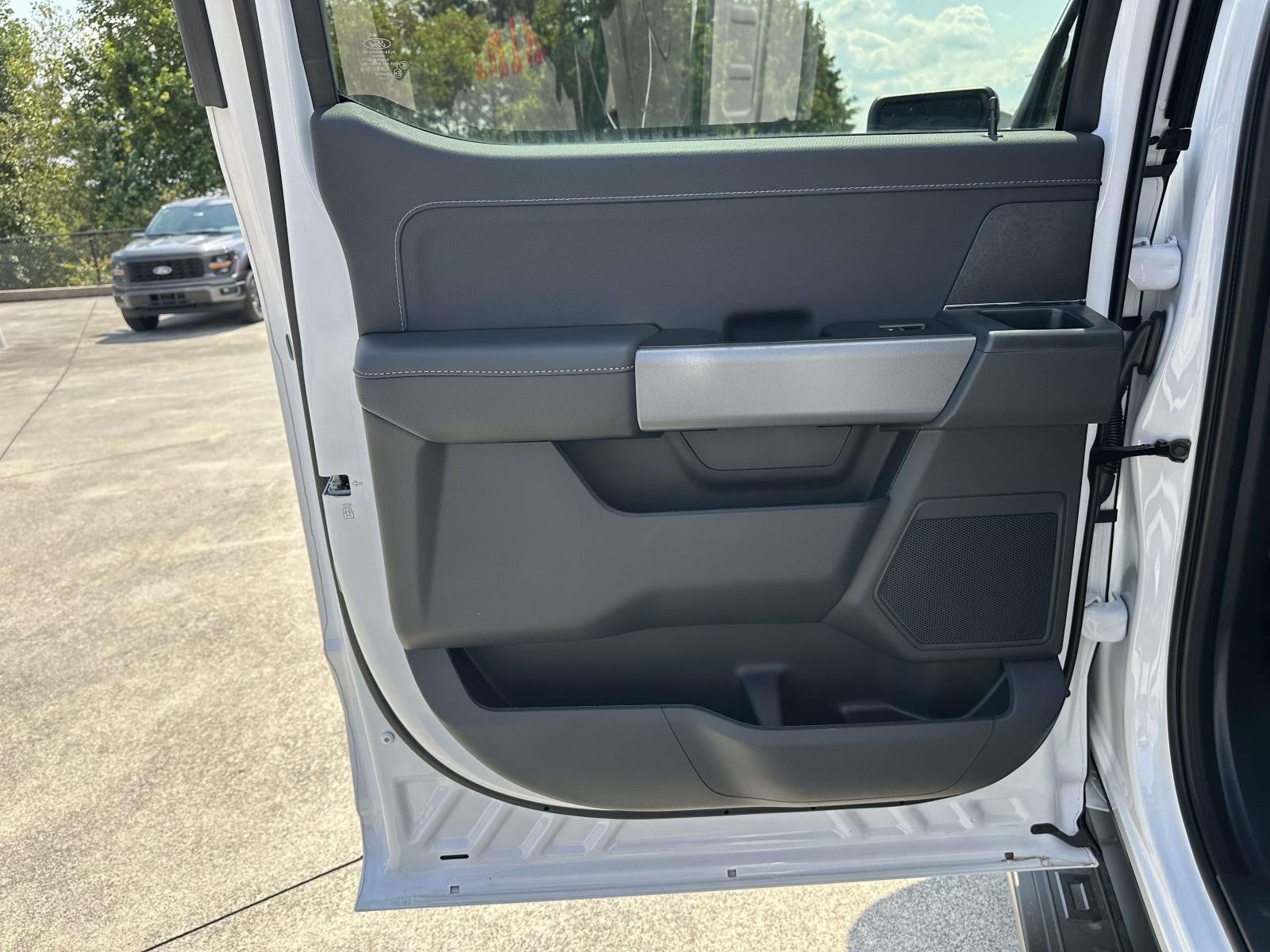 2025 Ford F-150 XLT 4WD SUPERCREW 5.5' BO