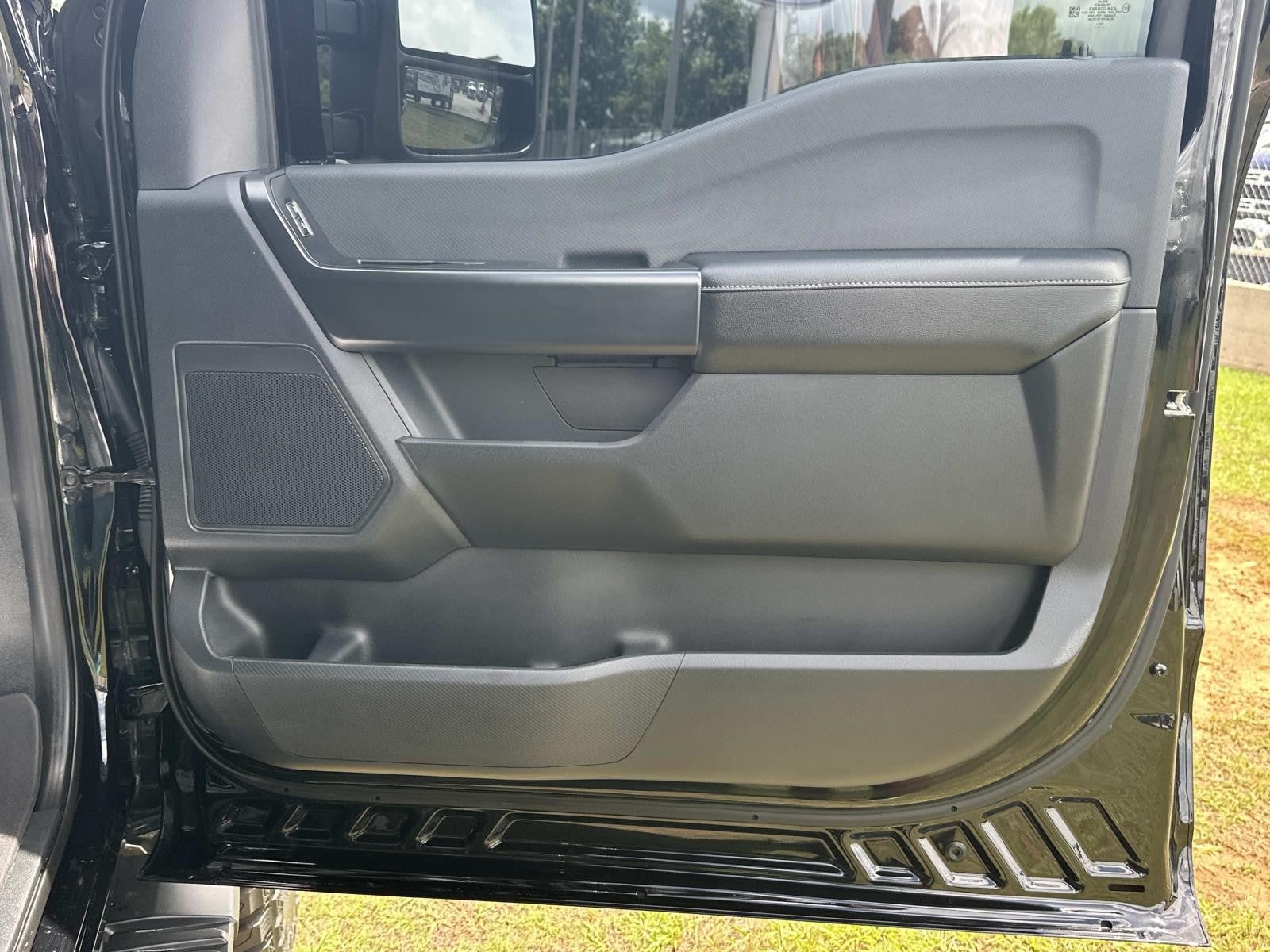2023 Ford F-150 COYOTE 5.0 XL 4WD SUPERCREW 5.5' BOX