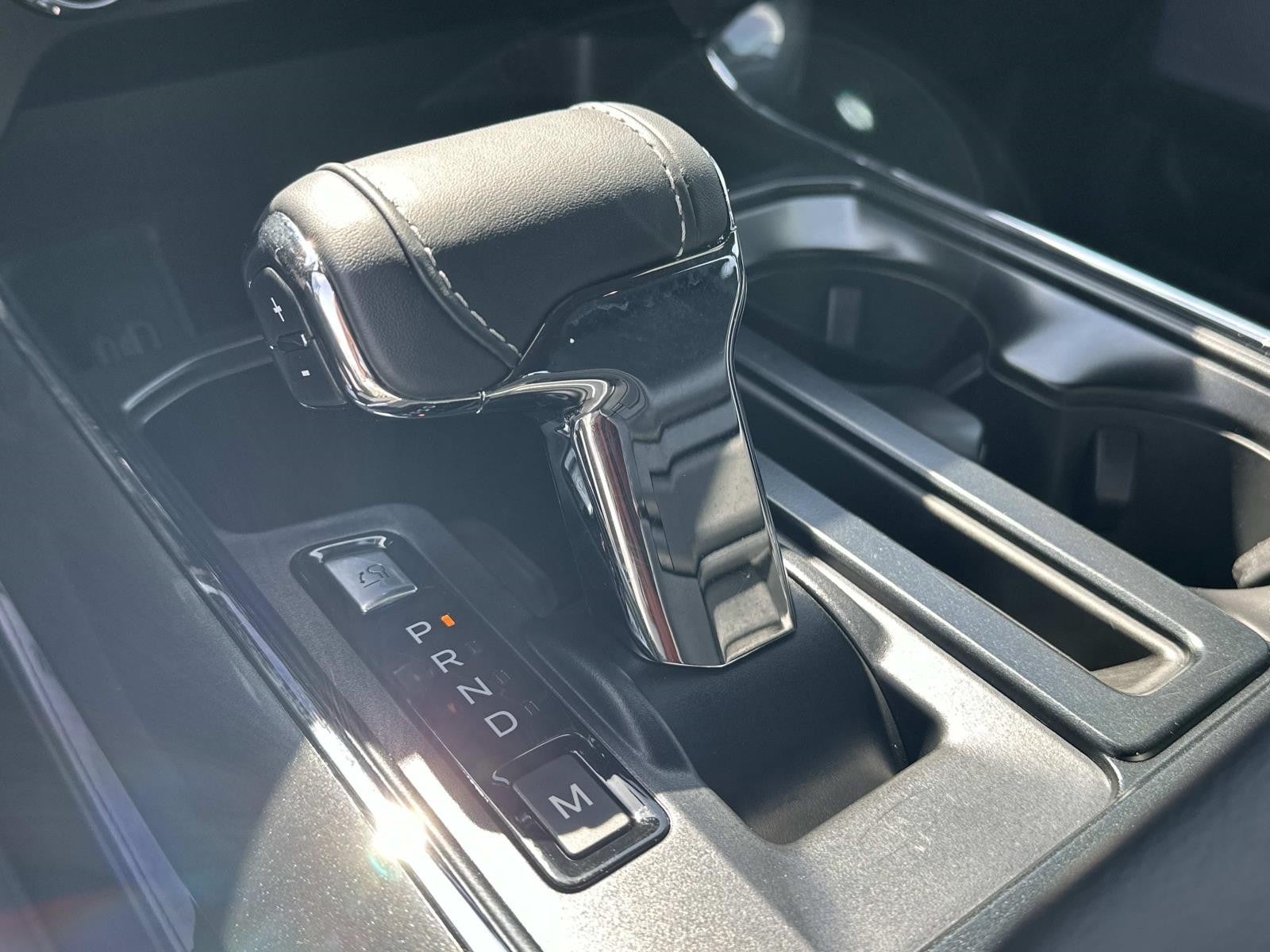 2023 Ford F-150 4WD CREW XLT