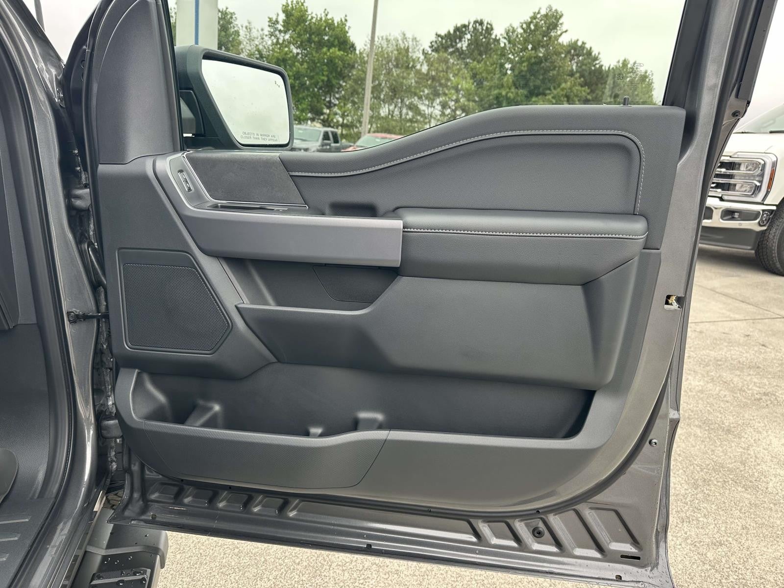 2025 Ford F-150 XLT 4WD SUPERCREW 5.5' BO