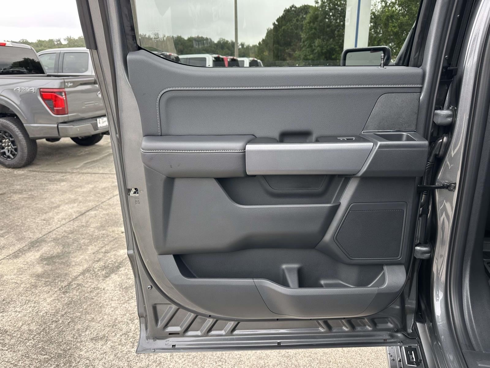 2025 Ford F-150 XLT 4WD SUPERCREW 5.5' BO