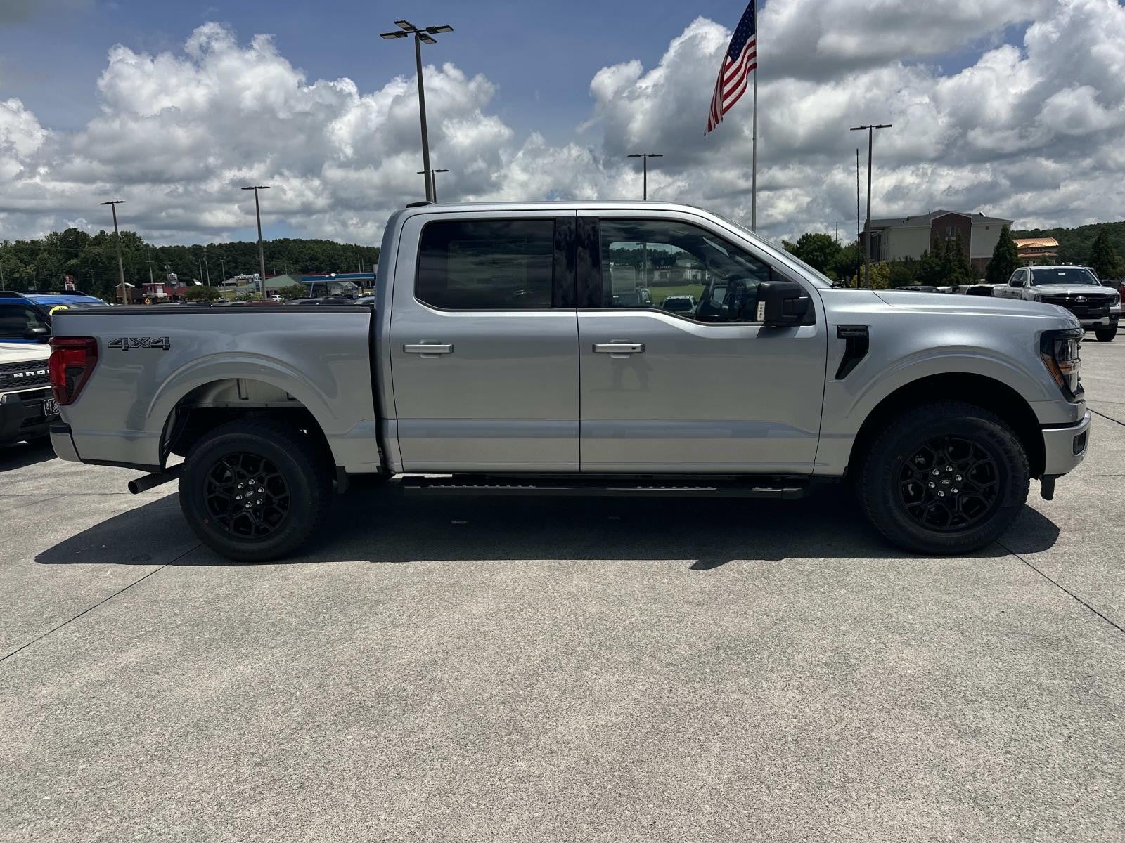 2026 Ford F-150 XLT 4WD SUPERCREW 5.5' BO