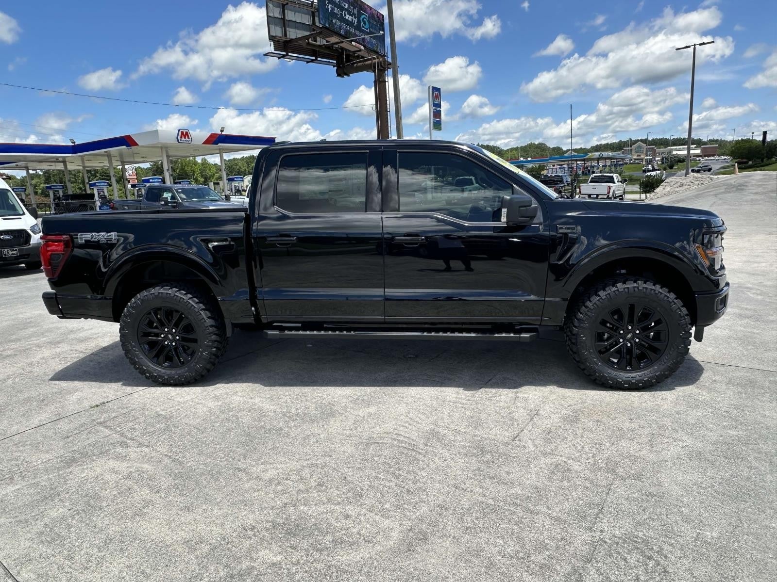 2025 Ford F-150 XLT 4WD SUPERCREW 5.5' PUG PACKAGE