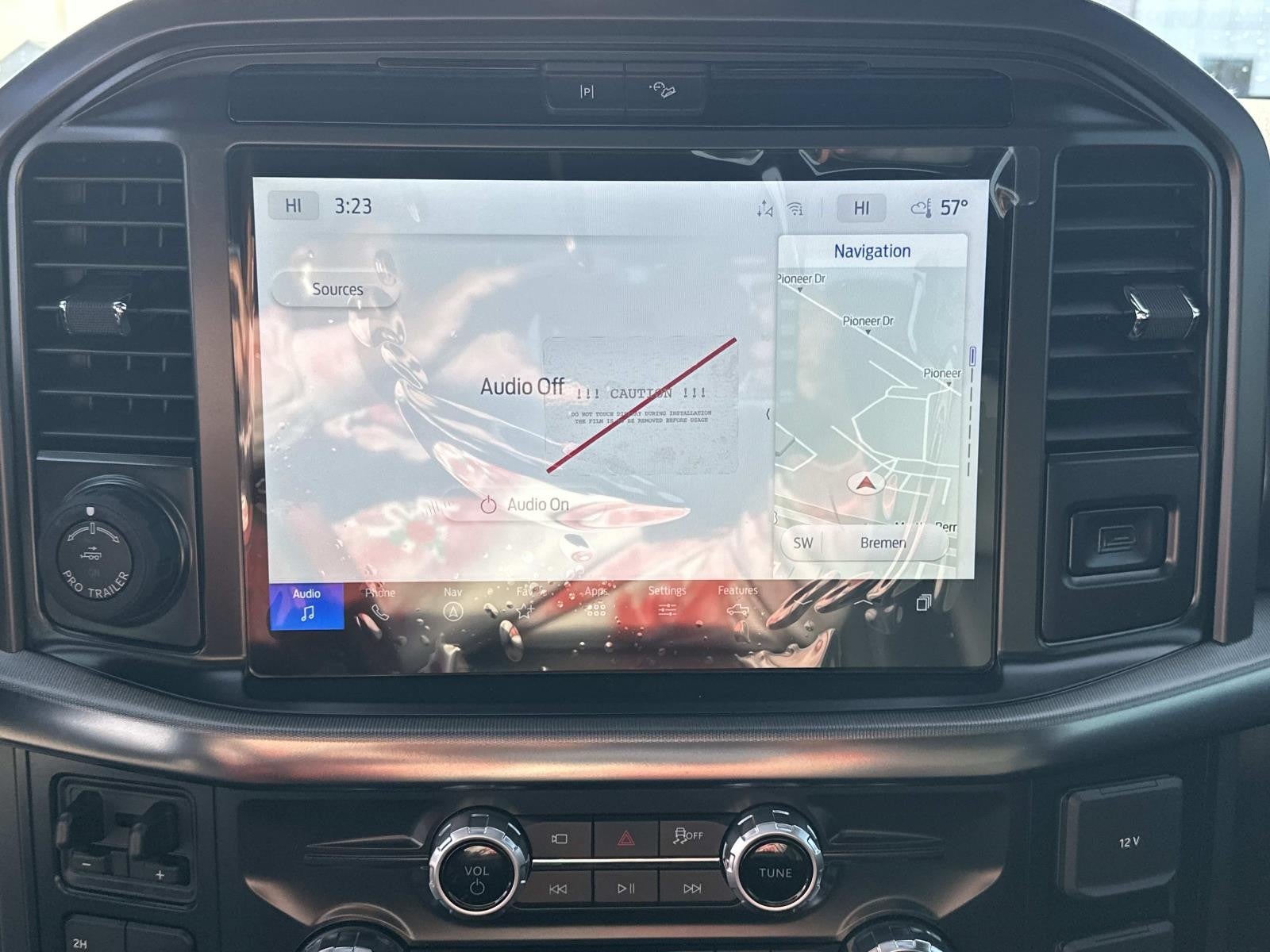 2025 Ford F-150 LARIAT 4WD SUPERCREW 5.5' PUG PACKAGE