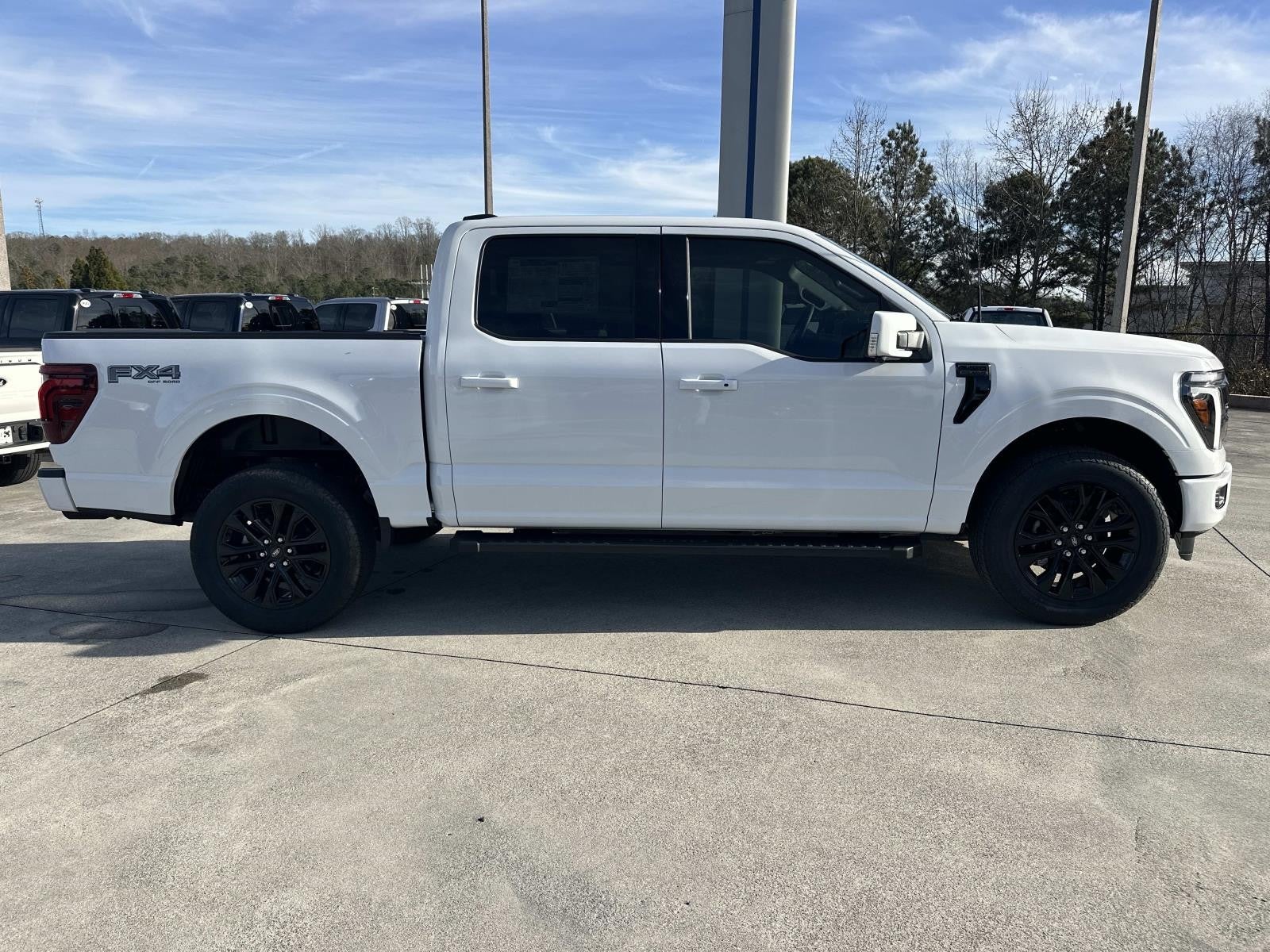 2025 Ford F-150 LARIAT 4WD SUPERCREW 5.5' PUG PACKAGE