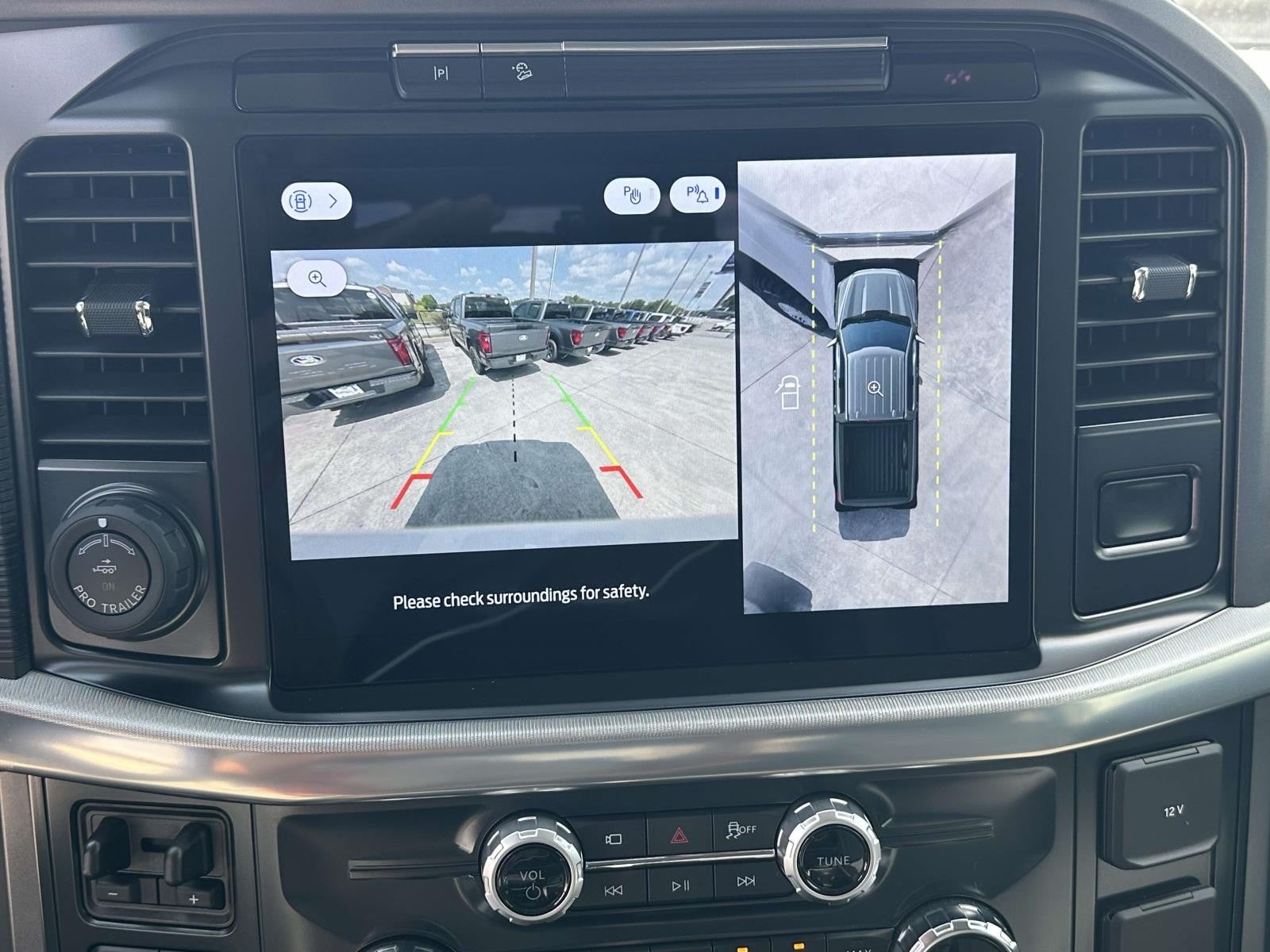 2025 Ford F-150 LARIAT 4WD SUPERCREW 5.5' PUG PACKAGE