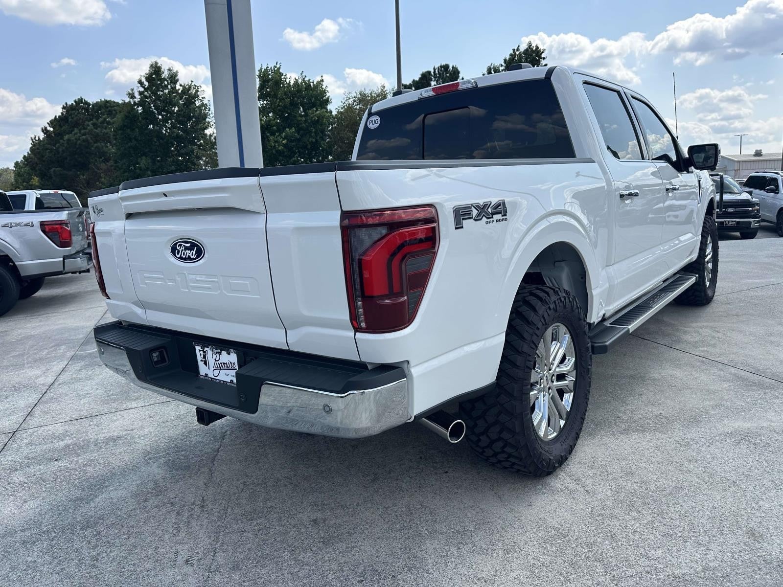 2025 Ford F-150 LARIAT 4WD SUPERCREW 5.5' PUG PACKAGE