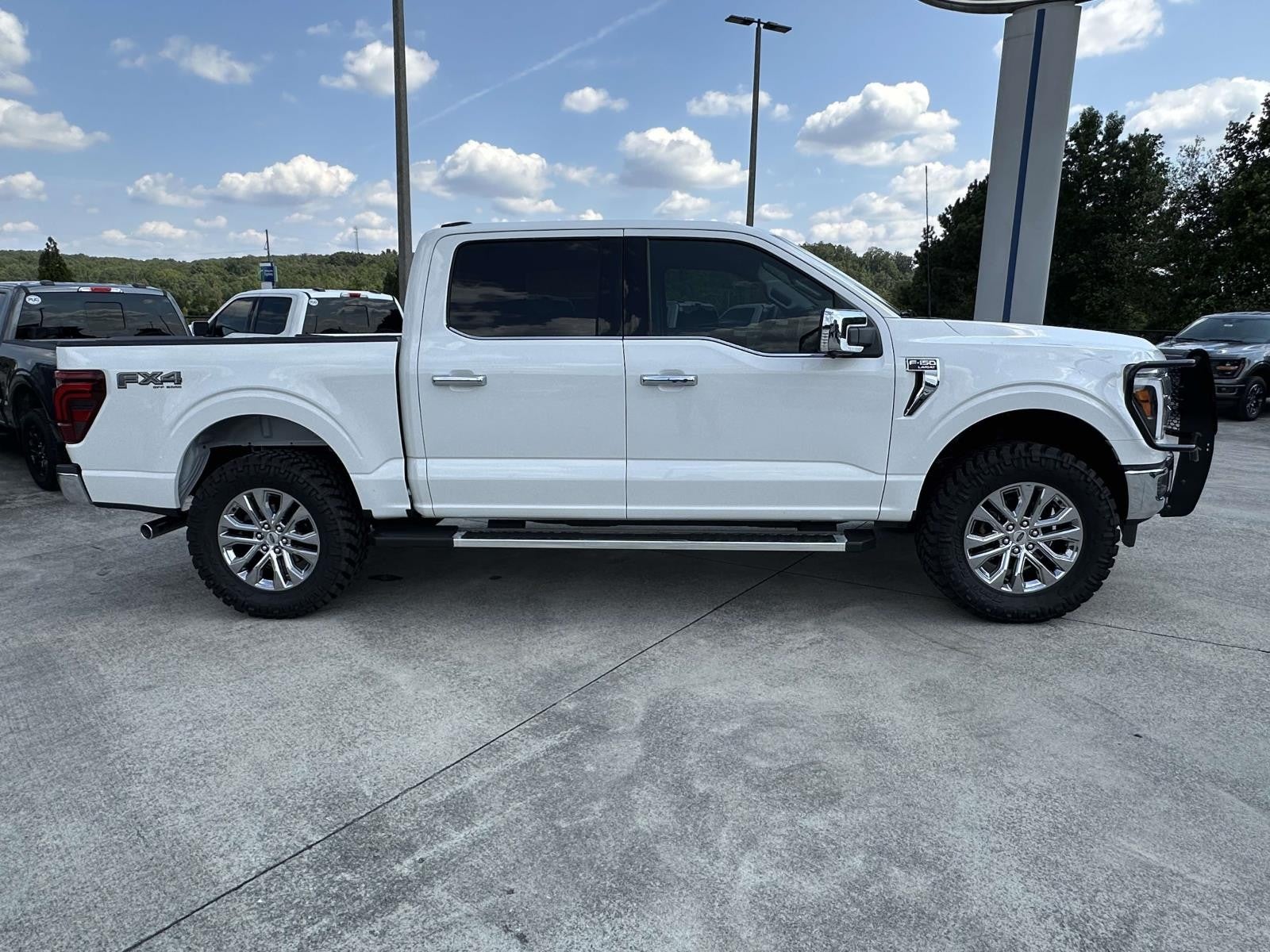 2025 Ford F-150 LARIAT 4WD SUPERCREW 5.5' PUG PACKAGE