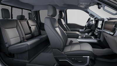 2025 Ford F-150 LARIAT 4WD SUPERCREW 5.5' PUG PACKAGE