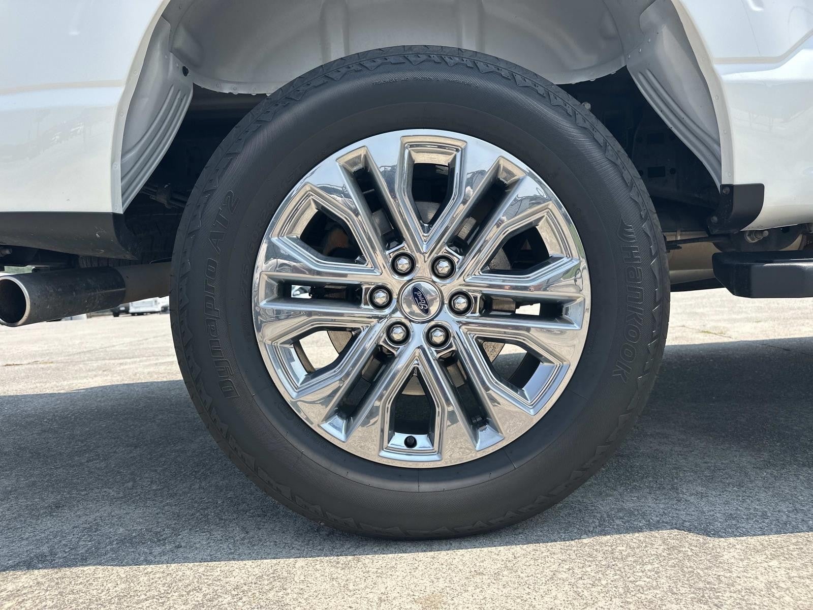 2024 Ford F-150 LARIAT 4WD CREW