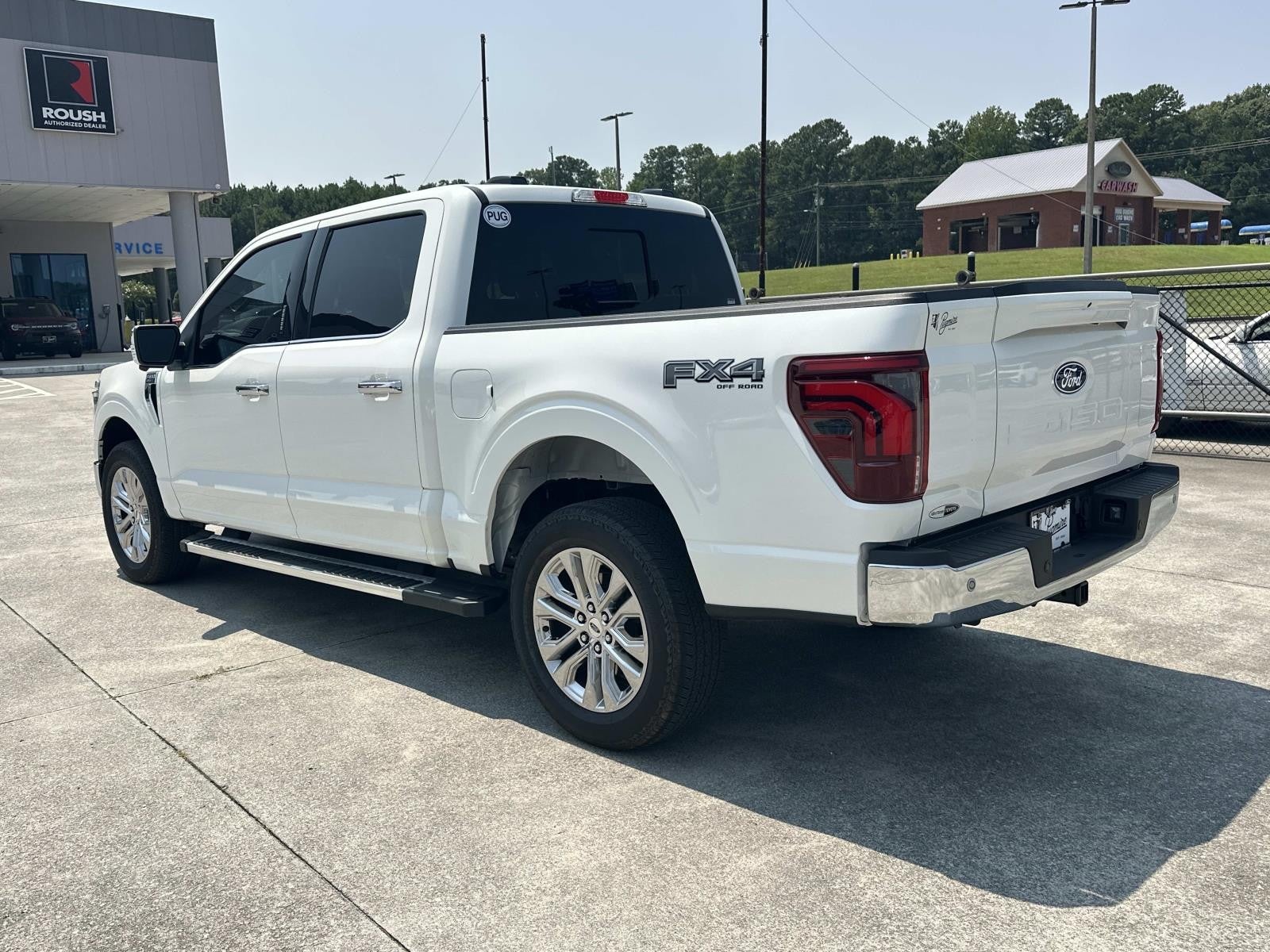 2024 Ford F-150 LARIAT 4WD CREW