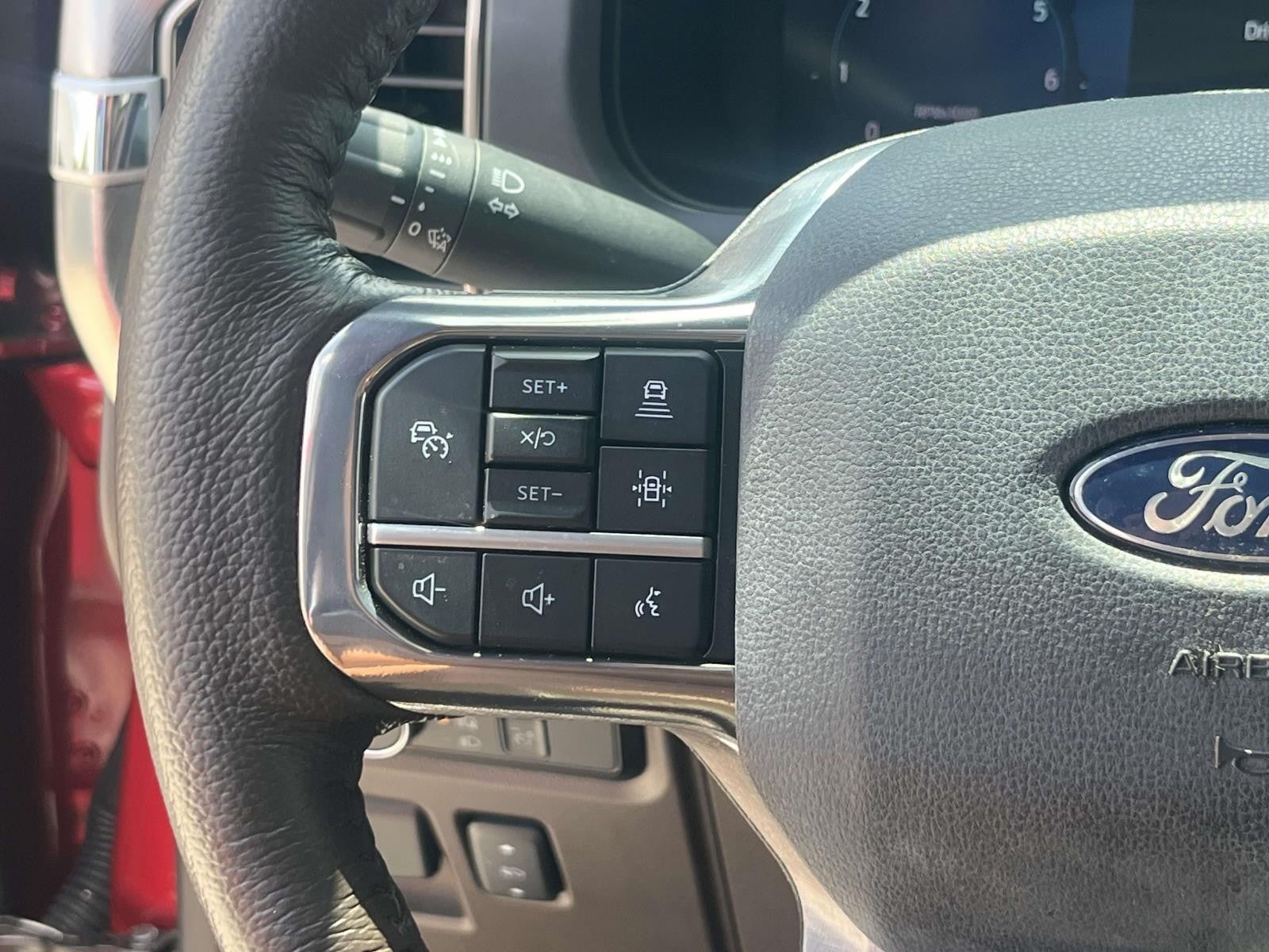 2024 Ford F-150 4WD CREW