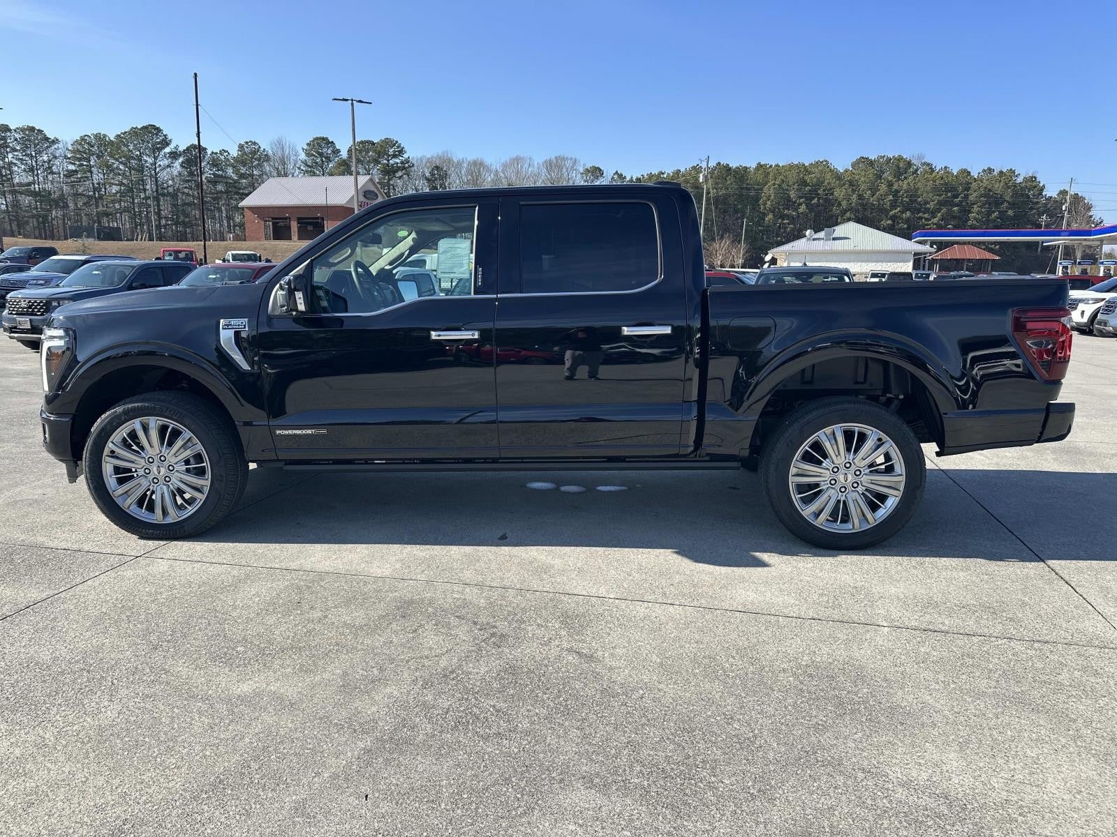 2026 Ford F-150 PLATINUM 4WD SUPERCREW 5.
