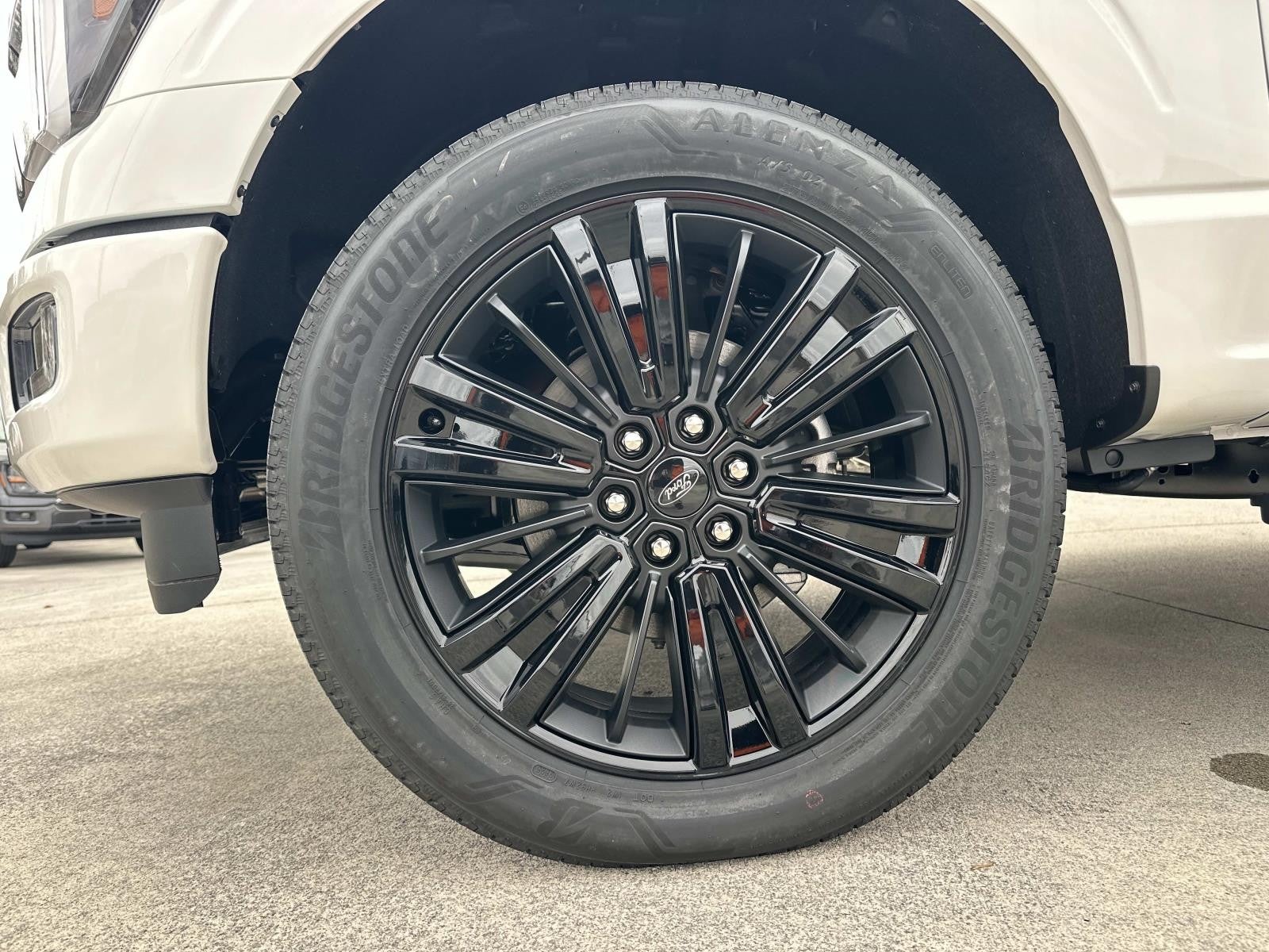 2025 Ford F-150 PLATINUM 4WD SUPERCREW 5.