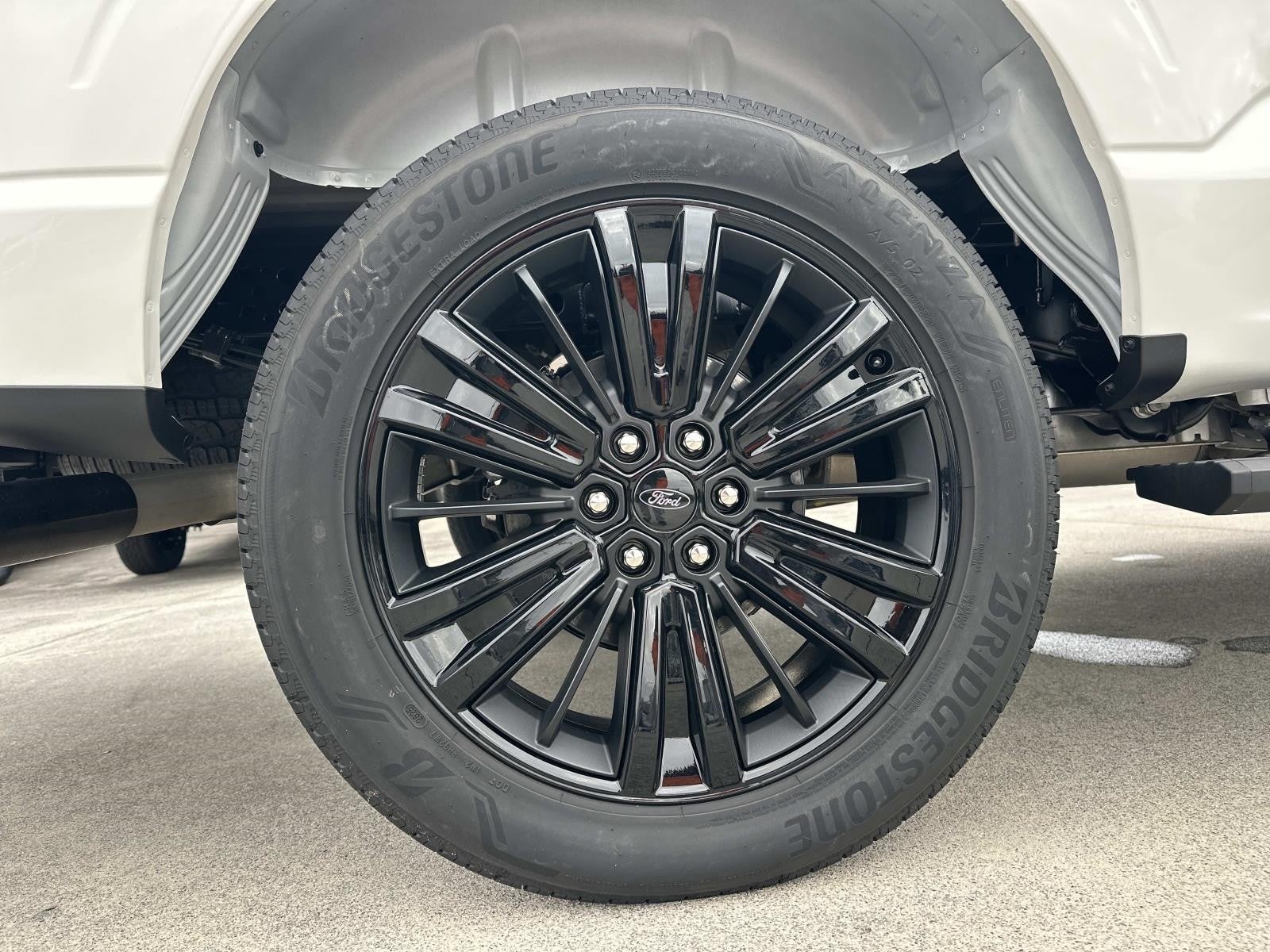 2025 Ford F-150 PLATINUM 4WD SUPERCREW 5.