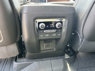 2023 GMC Yukon XL 4WD DENALI ULTIMATE