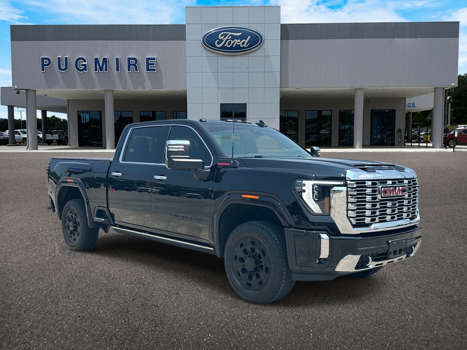 2024 GMC Sierra 2500HD 4WD CREW CAB 159 DENALI