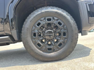 2024 GMC Sierra 2500HD 4WD CREW CAB 159 DENALI