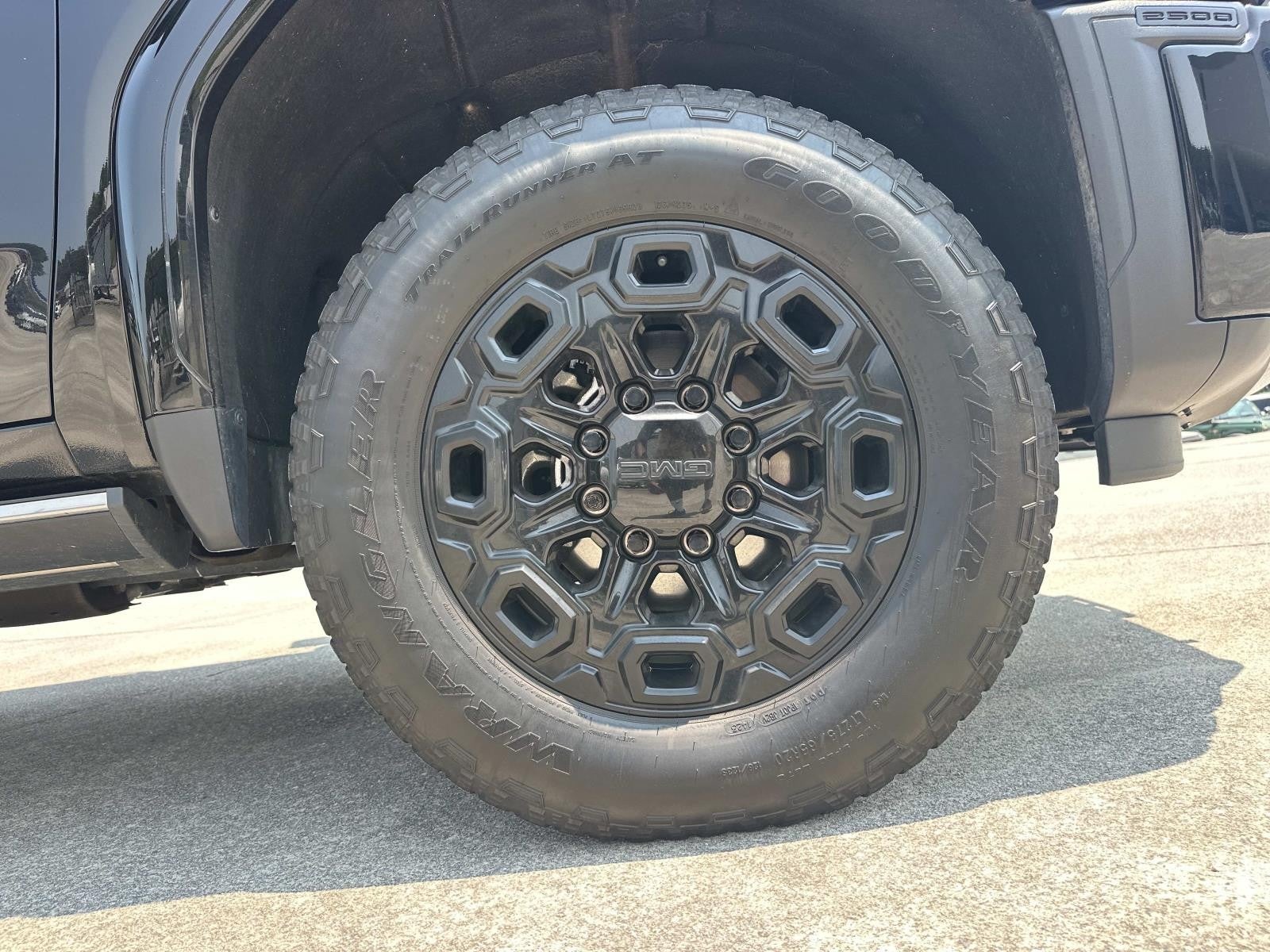 2024 GMC Sierra 2500HD 4WD CREW CAB 159 DENALI
