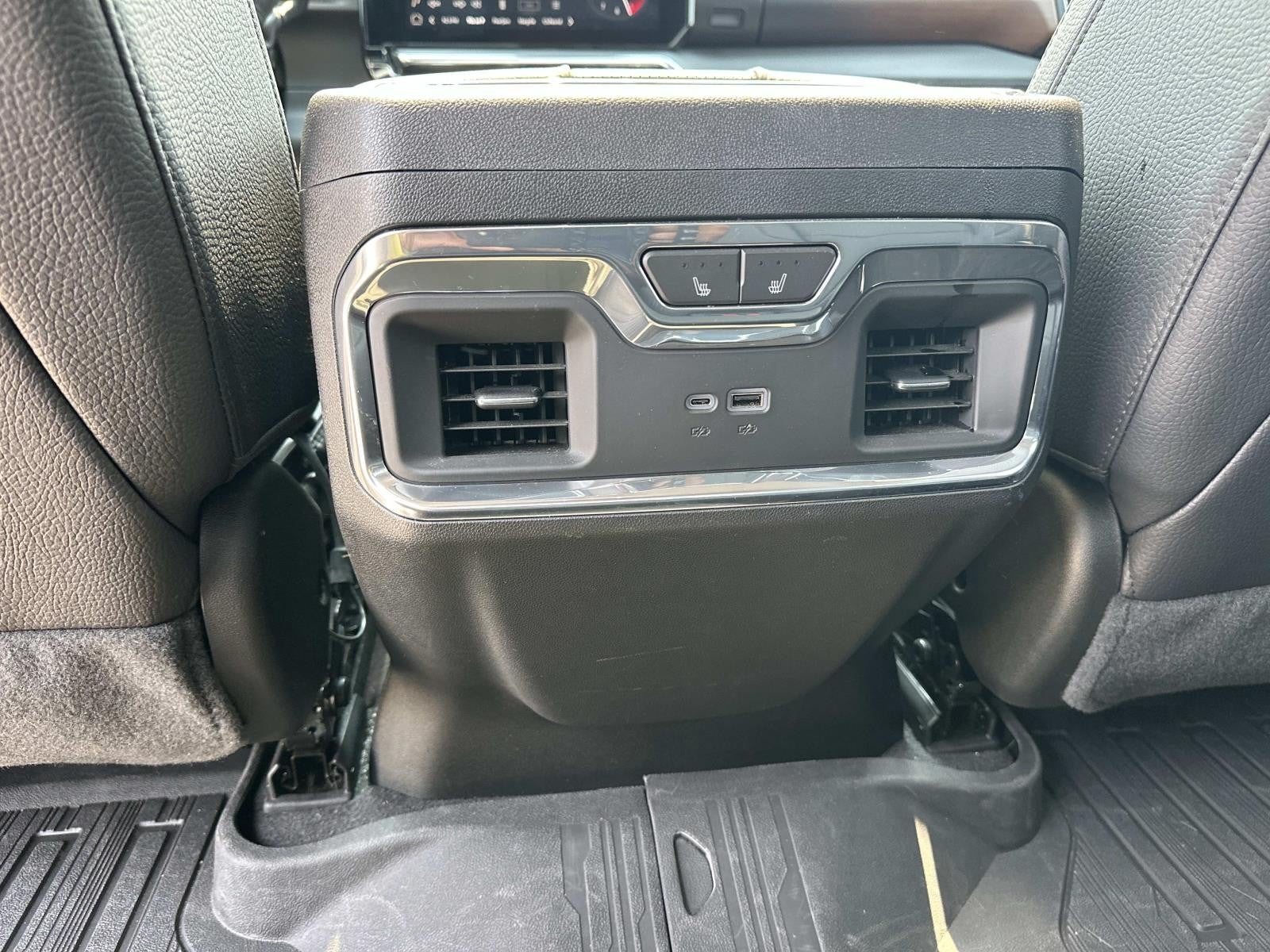 2024 GMC Sierra 2500HD 4WD CREW CAB 159 DENALI