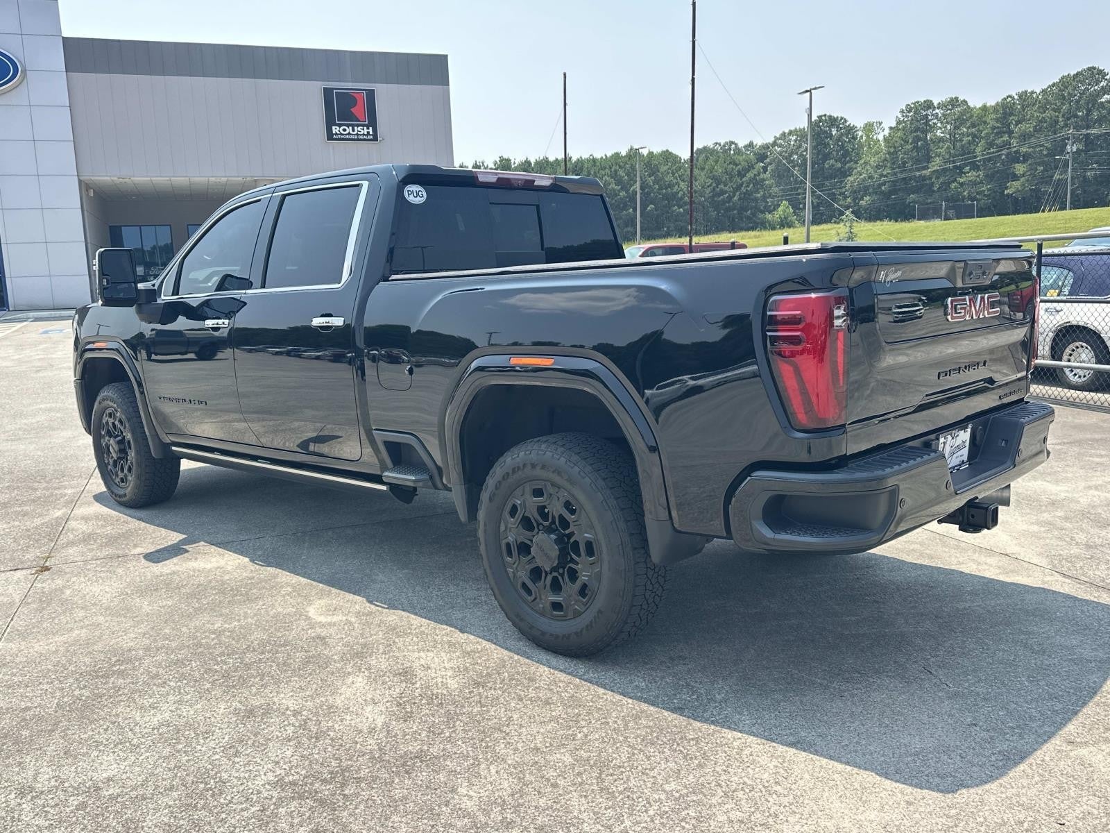 2024 GMC Sierra 2500HD 4WD CREW CAB 159 DENALI