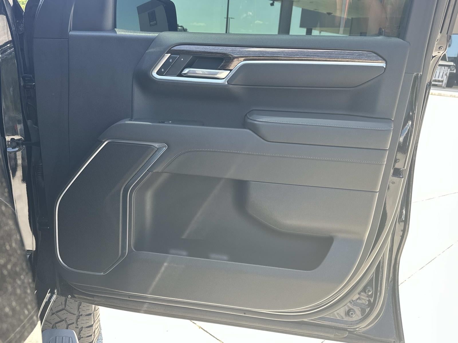 2022 GMC Sierra 1500 4WD CREW CAB 147 ELEVATI