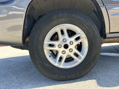 2004 Jeep Grand Cherokee Laredo