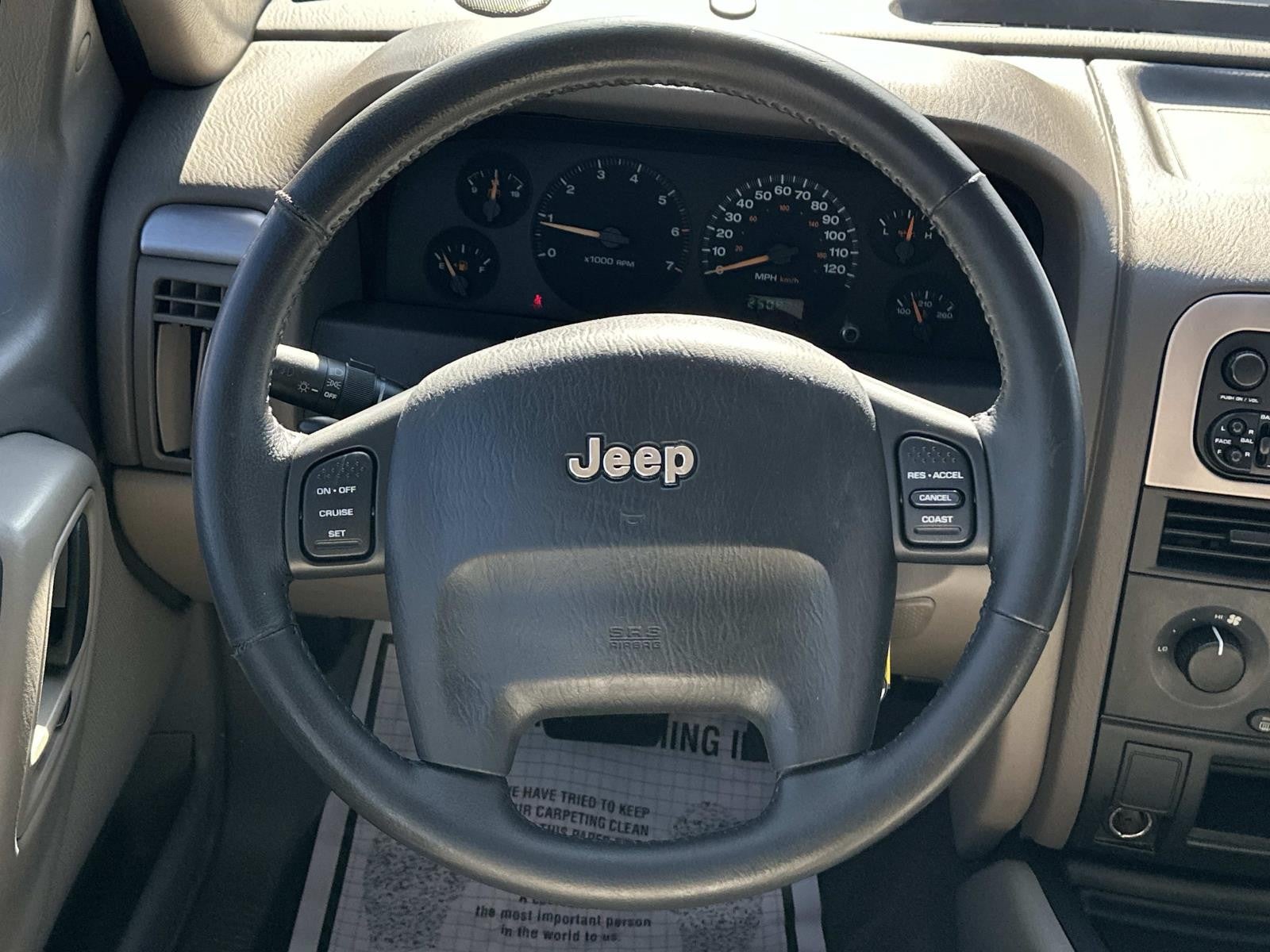 2004 Jeep Grand Cherokee Laredo