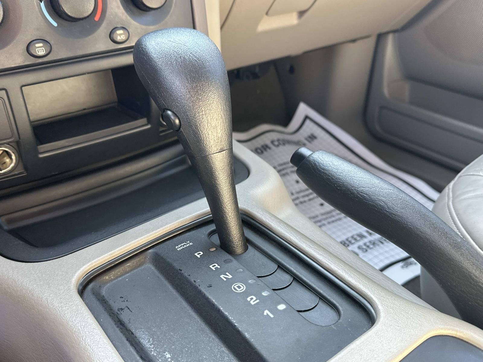 2004 Jeep Grand Cherokee Laredo