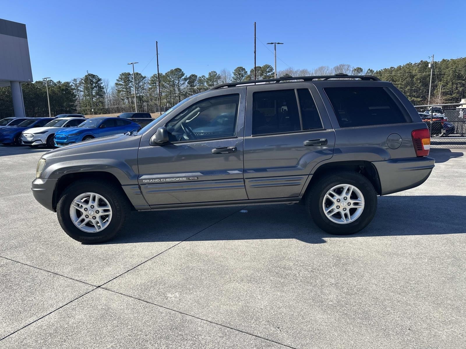 2004 Jeep Grand Cherokee Laredo