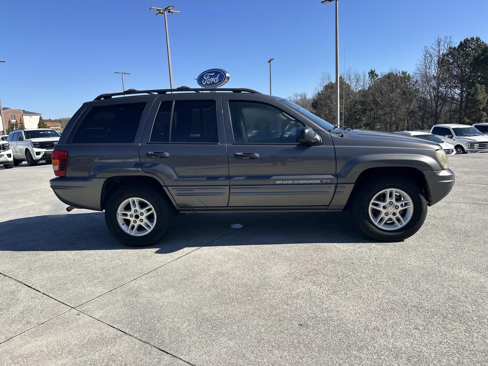 2004 Jeep Grand Cherokee Laredo