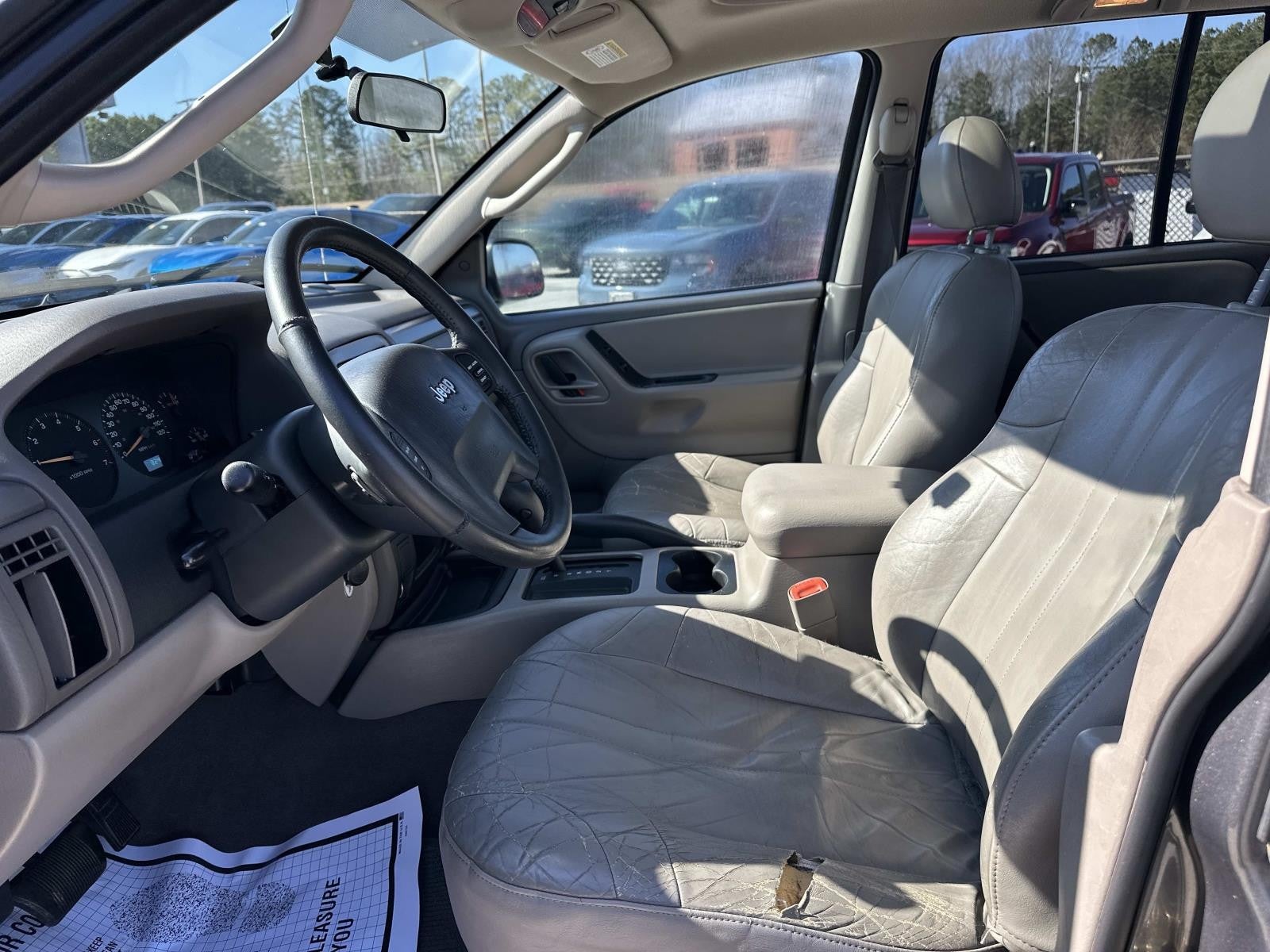 2004 Jeep Grand Cherokee Laredo