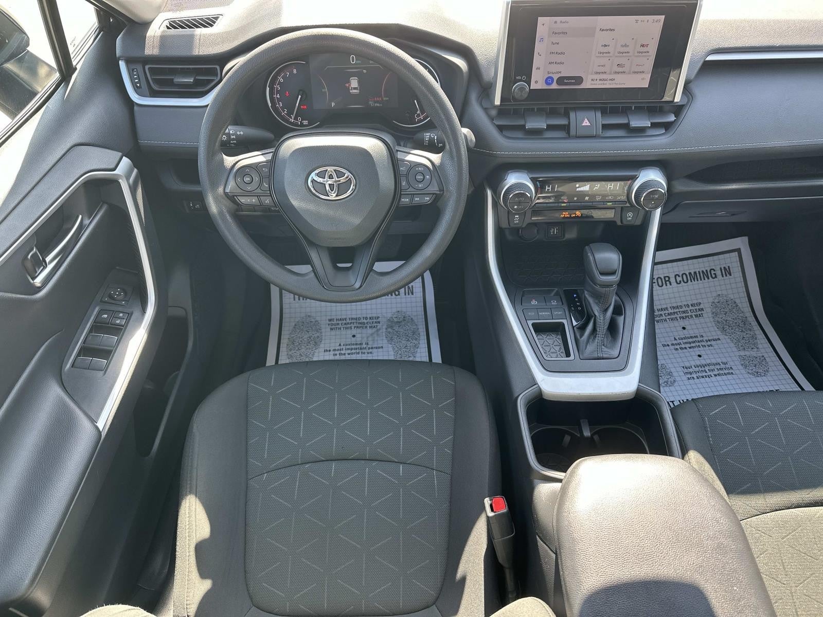 2023 Toyota RAV4 XLE FWD